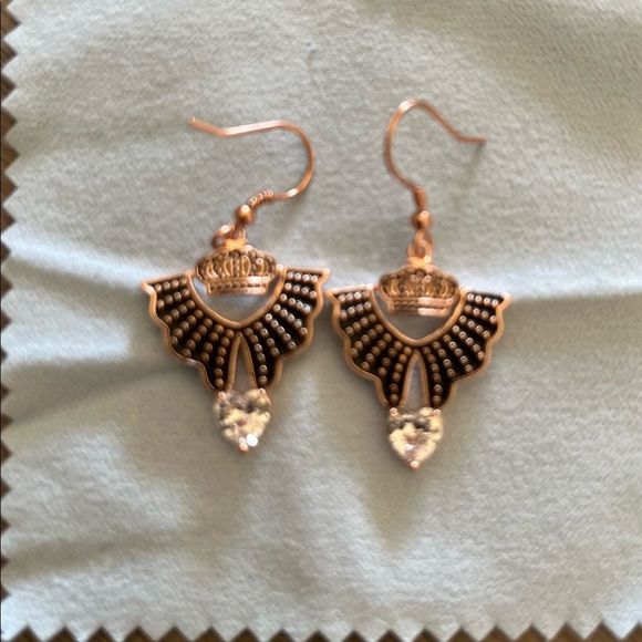 Eternal Love Series Earrings- Rose Gold 1 - Picture 4 of 7